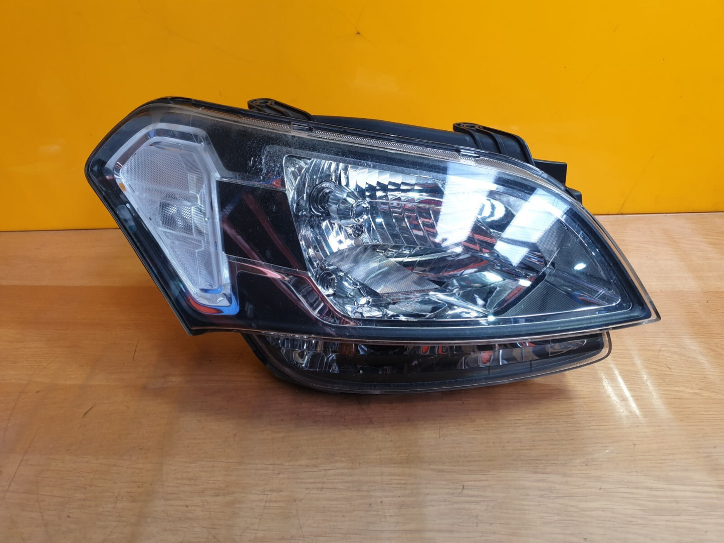 ✅KIA SOUL MK1 1.6 DIESEL 2009 OSF FRONT RIGHT DRIVER SIDE HEADLIGHT Warranty - Image 1