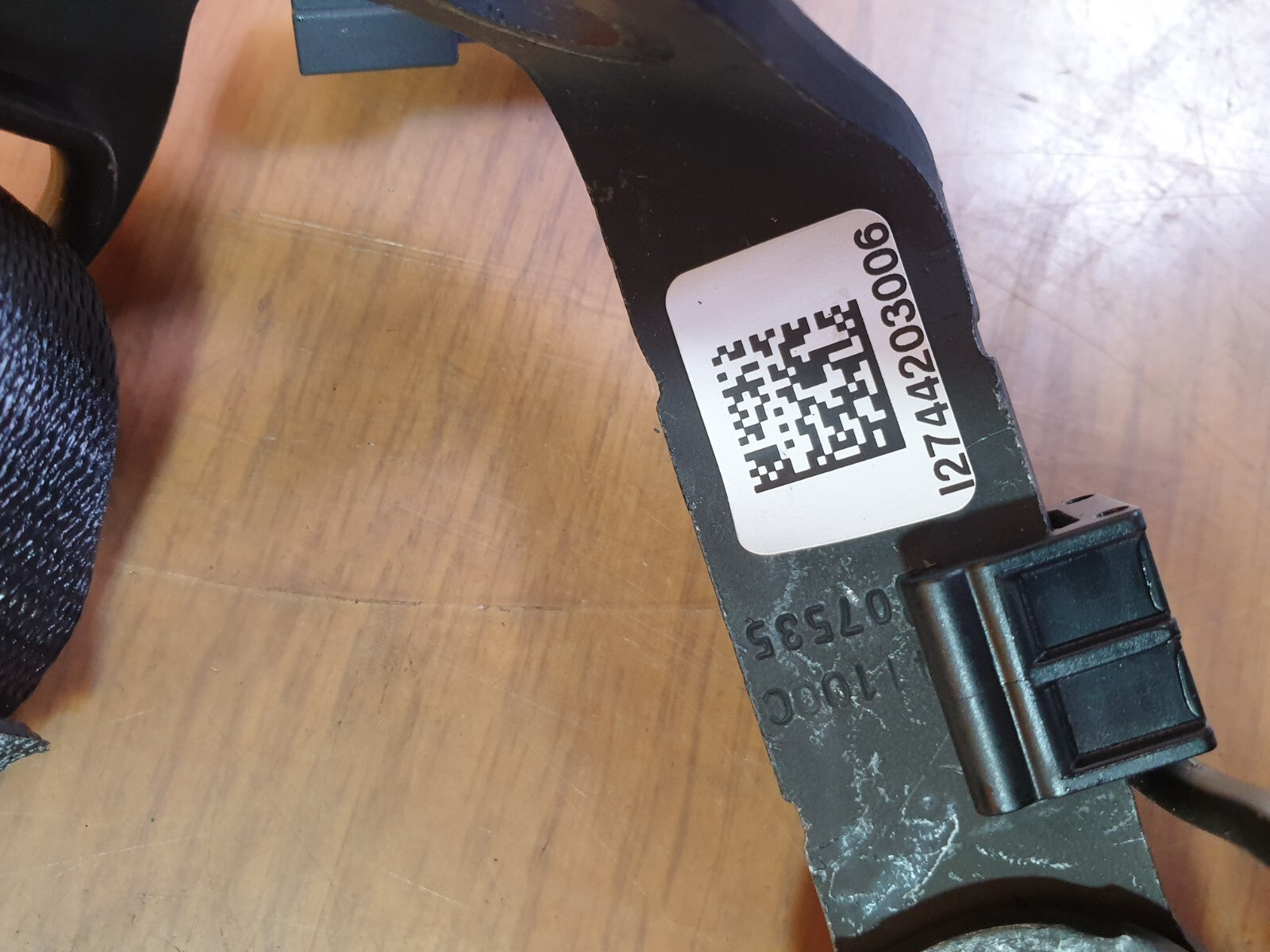 ✅BMW I4 G26 E-DRIVE 40M SPORT 2023 REAR SEAT BELT BUCKLE SET 7442030 7442031 - Image 10
