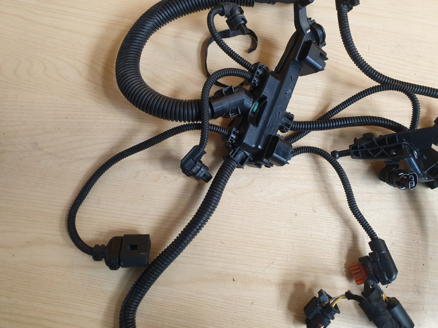 ebay-src:https://i.ebayimg.com/00/s/mtiwmfgxnjaw/z/2yoaaoswhs5kh0yv/$_57.jpg