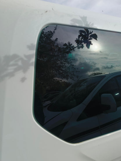 ✅Ford Tourneo Custom 2.2 Diesel 2015 Rear Right Side Window Glass Warranty A377 - Image 2