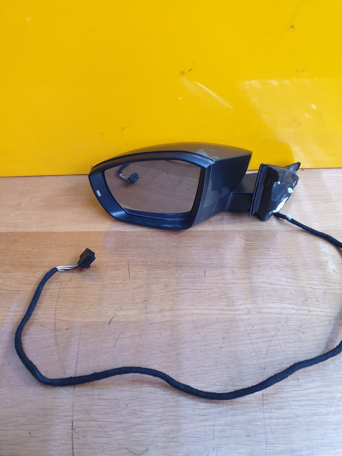 ✅2018 VW T-Roc A11 R-Line Front Left Wing Mirror PF Grey R7H + Warranty A120 - Image 4