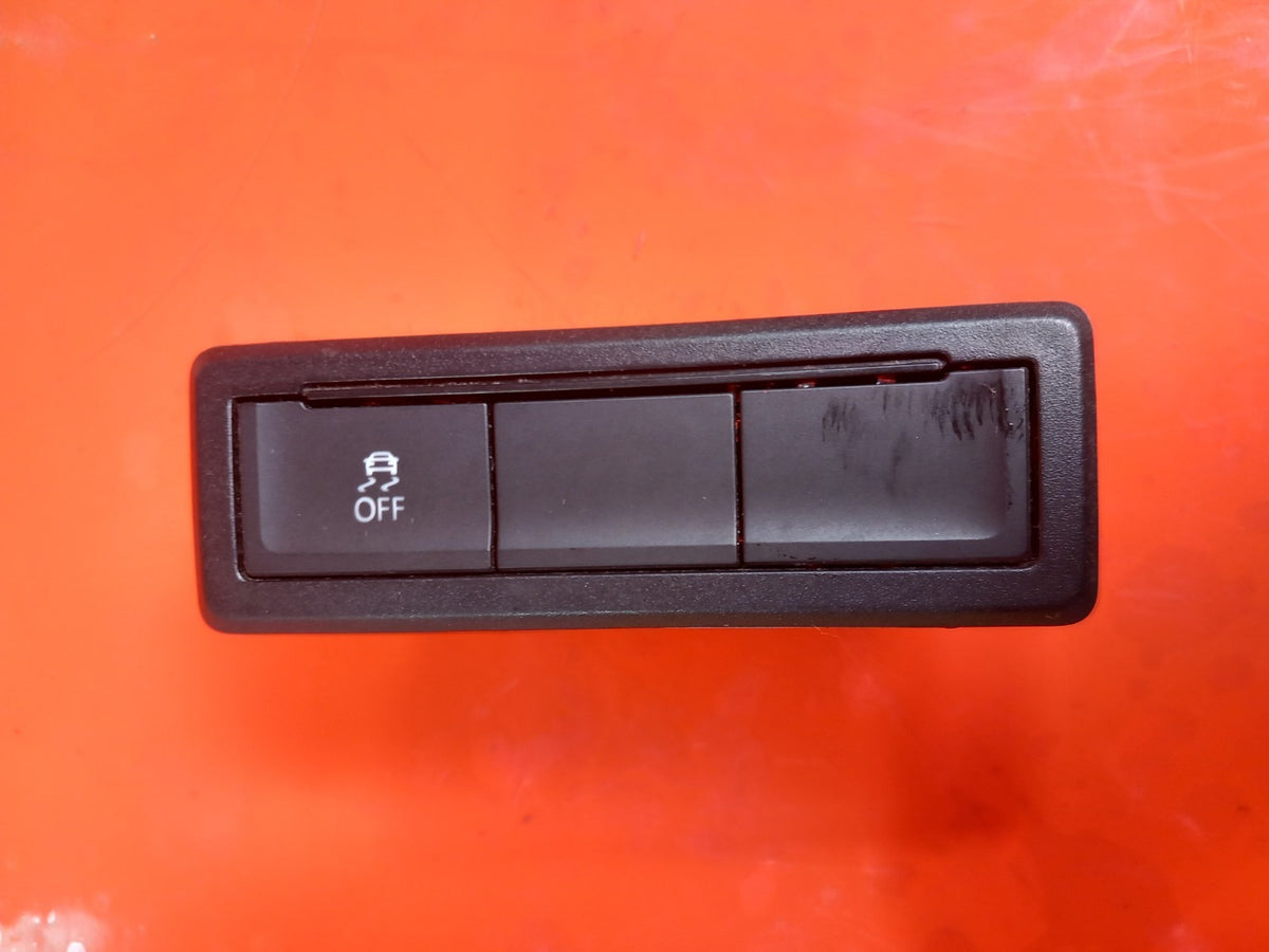 ebay-src:https://i.ebayimg.com/00/s/mtiwmfgxnjaw/z/vqmaaeswrddqulgx/$_57.jpg