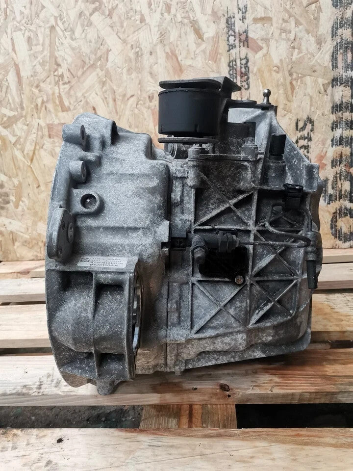✅MERCEDES GLA 200D 2.2 DIESEL 2016 6 SPEED MANUAL GEARBOX A1762610101 A014 - Image 9