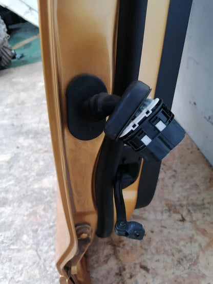 ✅FORD ECOSPORT MK2 ST-LINE 2019 REAR RIGHT DOOR DRIVER SIDE GOLD COLOUR A026 - Image 4