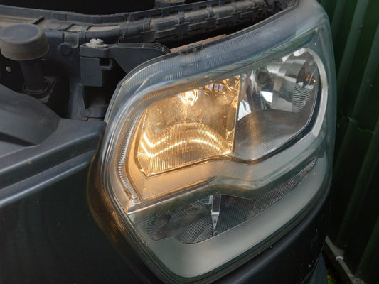 2019 Ford Transit 310 Left Passenger Headlight BK31-13D153-AG Warranty A424 - Image 2