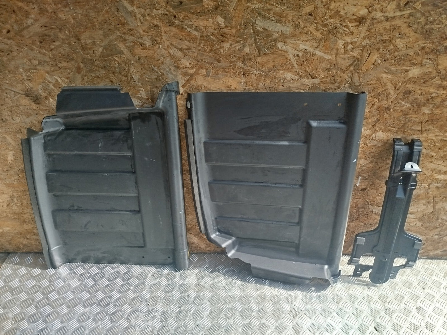 ✅2019 FORD TRANSIT CUSTOM V362 BULKHEAD lower PACKAGE TRAY BK21-550A72-CE/BG - Image 1