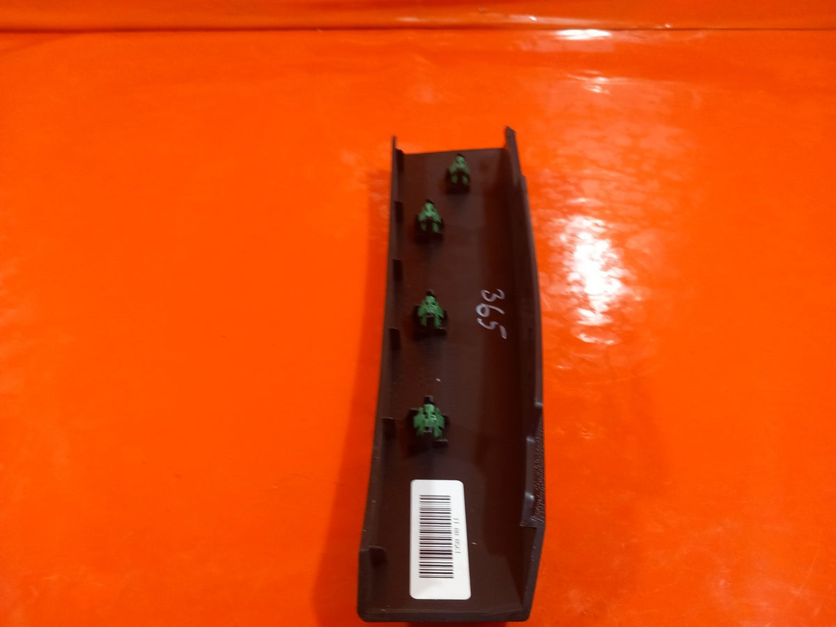 BMW F40 116D 1.5 Diesel 2021 Glove Box Lower Trim Cover 6994859 Warranty A365 - Image 11