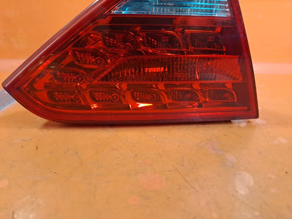 ✅AUDI A5 S LINE CABRIO 2.0 PETROL 2009 REAR LEFT INNER TAIL LIGHT 8T0945093A - Image 4