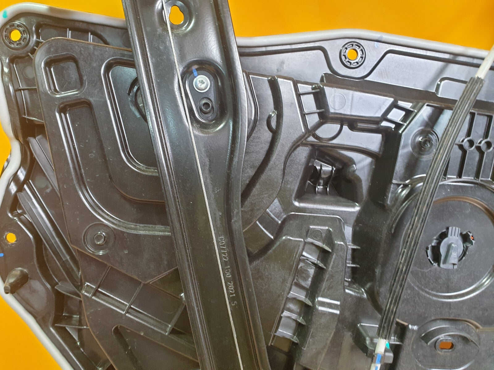 TESLA MODEL Y LO 2022 Front Right Door Window Regulator 1495509-00-E Warranty - Image 10