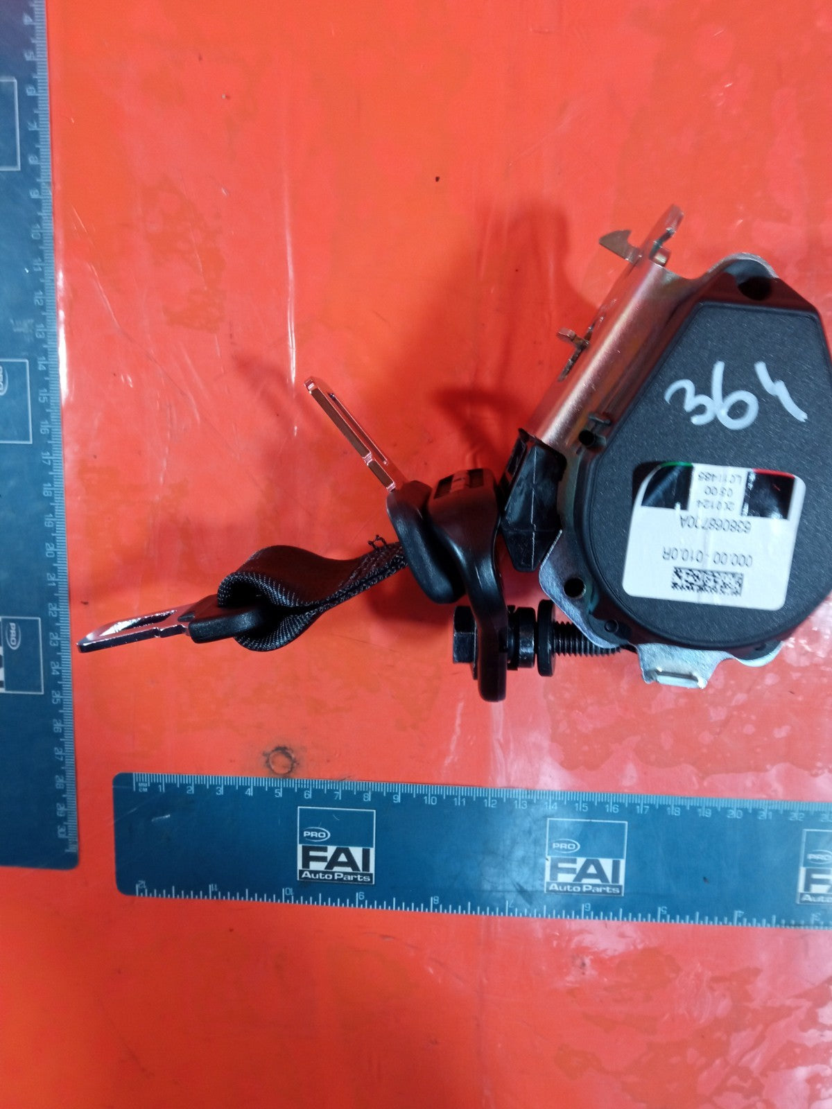 ✅Dacia Duster Journey 1.3 Petrol 2024 Rear Center Seat Belt 888500116R Warranty - Image 2