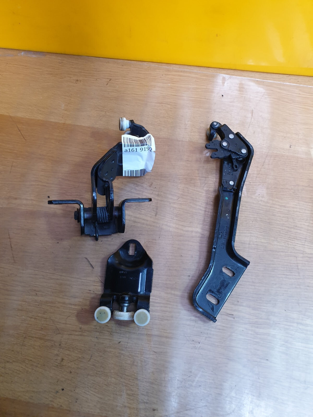 ✅2020 FORD TOURNEO CUSTOM 2.0D LEFT SLIDING DOOR ROLLER BRACKETS A161 - Image 10