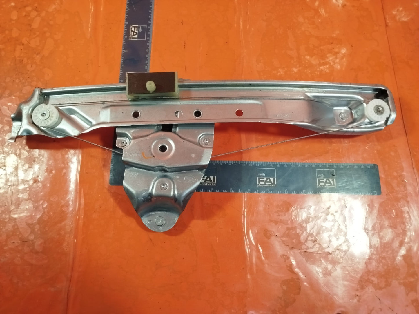 ✅2024 DACIA DUSTER JOURNEY REAR RIGHT WINDOW MOTOR REGULATOR 827208597R A364 - Image 9