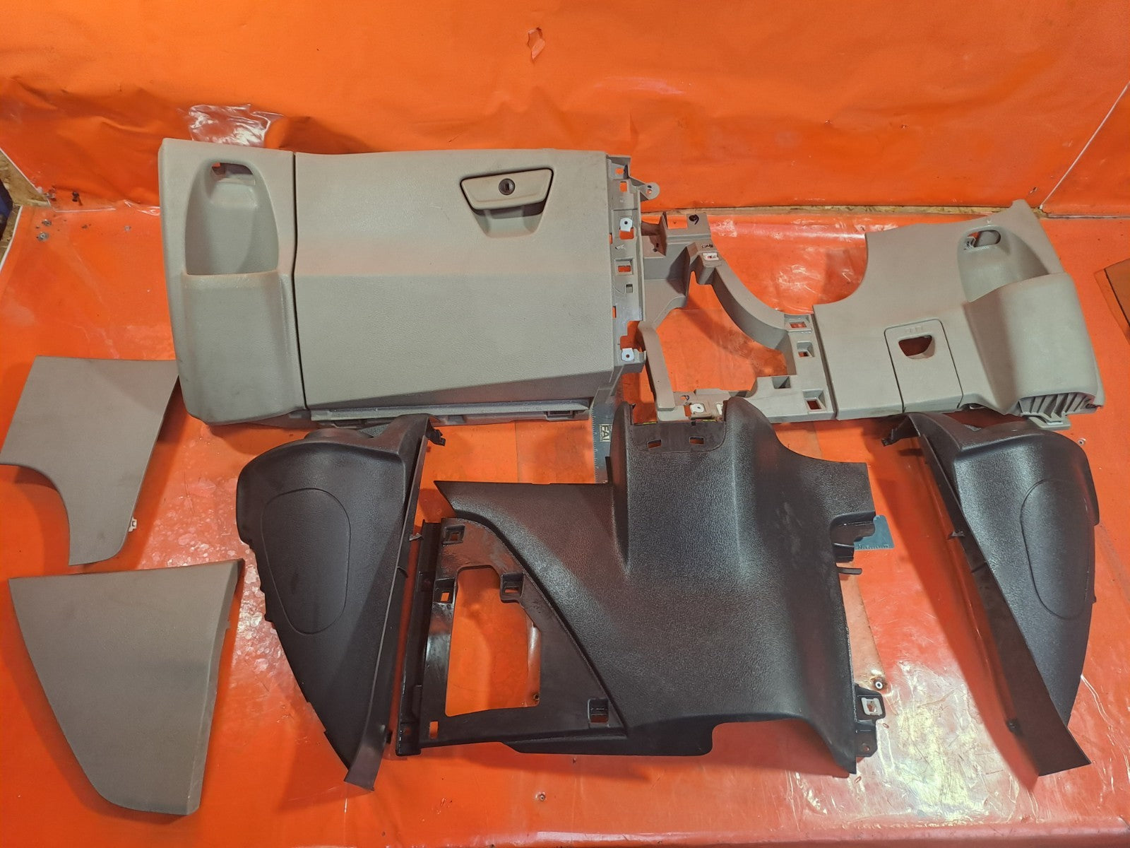 ✅2013 FORD TRANSIT CUSTOM DASHBOARD TRIM SET BK21-V04293-BDW + WARRANTY A350 - Image 2