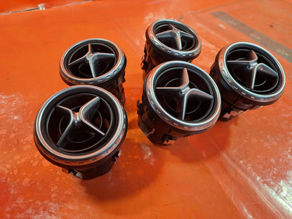 ebay-src:https://i.ebayimg.com/00/s/mtiwmfgxnjaw/z/qlcaaeswlkvpidta/$_57.jpg