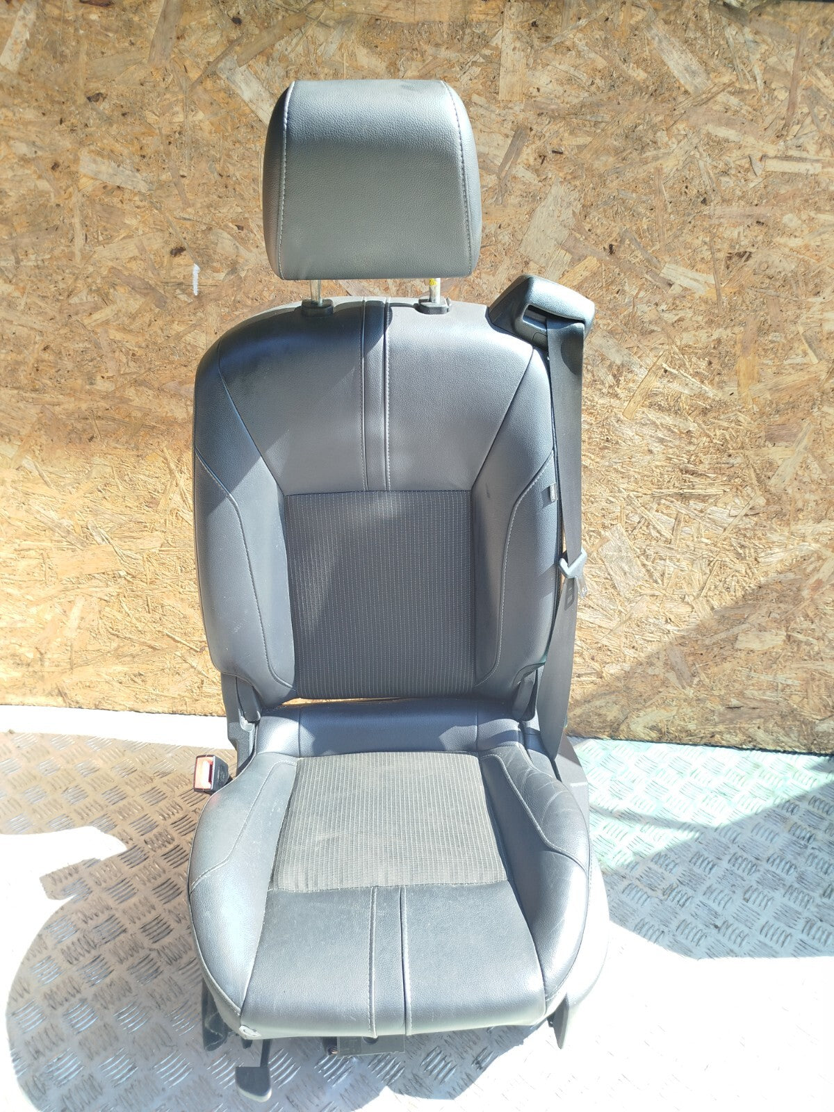 ✅FORD B-MAX TITANIUM 1.0 PETROL 2014 FRONT LEFT HALF LEATHER SEAT Warranty A285 - Image 1