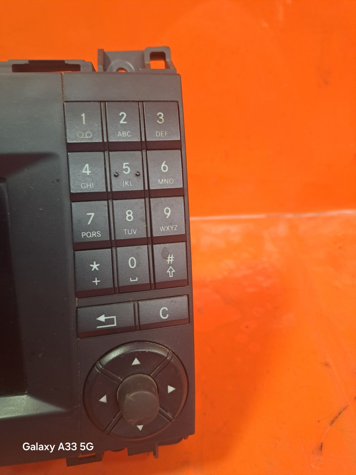 ✅Volkswagen Crafter CR35 2015 2.0 Diesel RADIO MEDIA STEREO SAT NAV UNIT A275 - Image 4