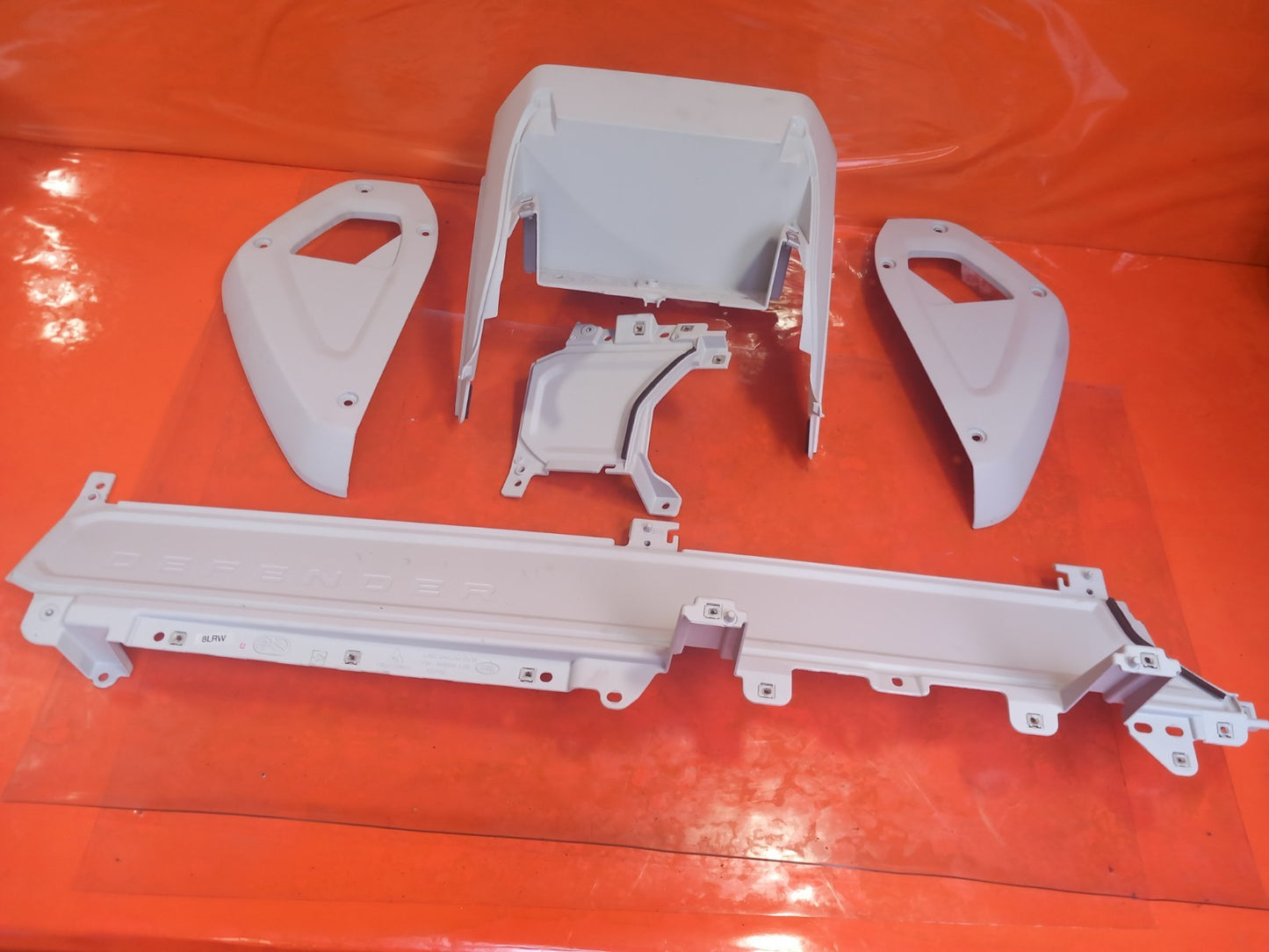 ebay-src:https://i.ebayimg.com/00/s/mtiwmfgxnjaw/z/oeiaaeswgqvqon70/$_57.jpg