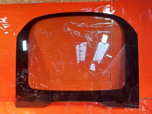 ✅Ford Mondeo Titanium 2016 2.0 Diesel Tailgate Glass  Warranty A259 - Image 1