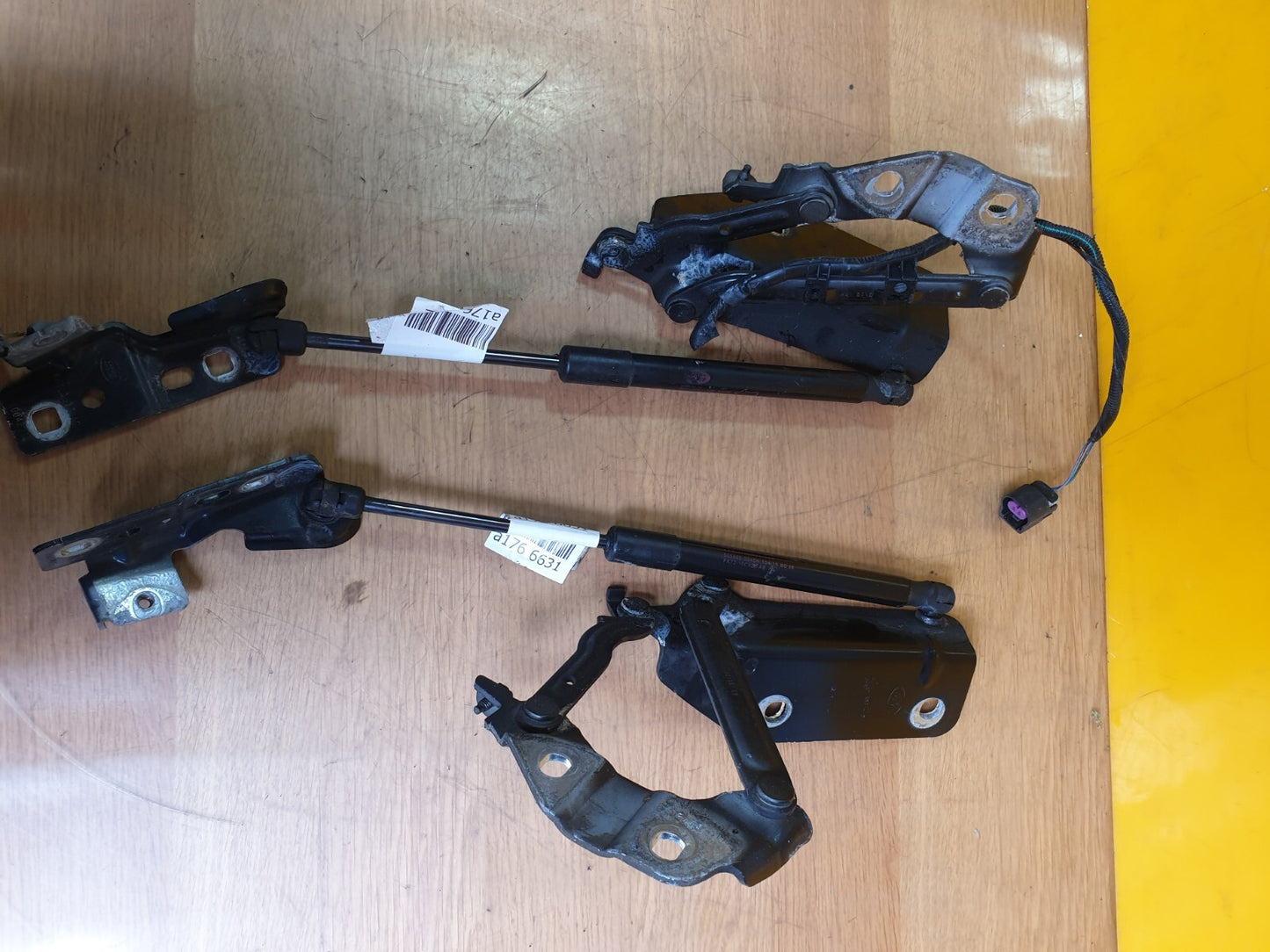 ebay-src:https://i.ebayimg.com/00/s/mtiwmfgxnjaw/z/gd0aaoswh7fmi6sk/$_57.jpg