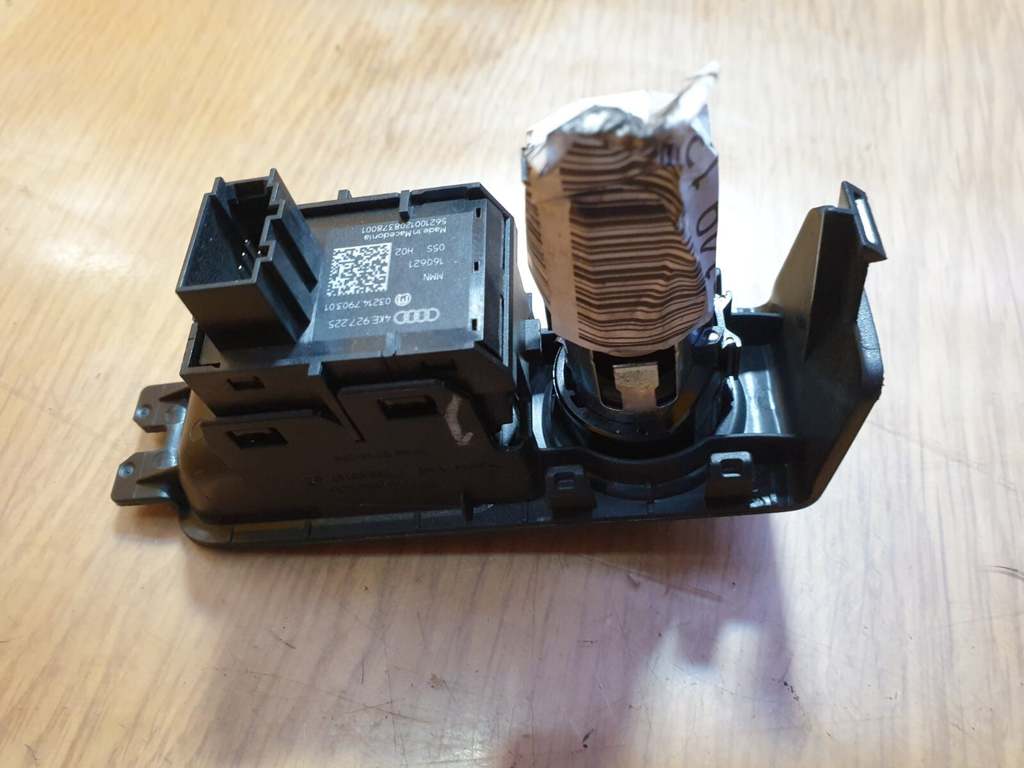 ✅Audi A3 8Y 2021 Handbrake Button 12V Socket Switch 4KE927225 Warranty A149 - Image 6