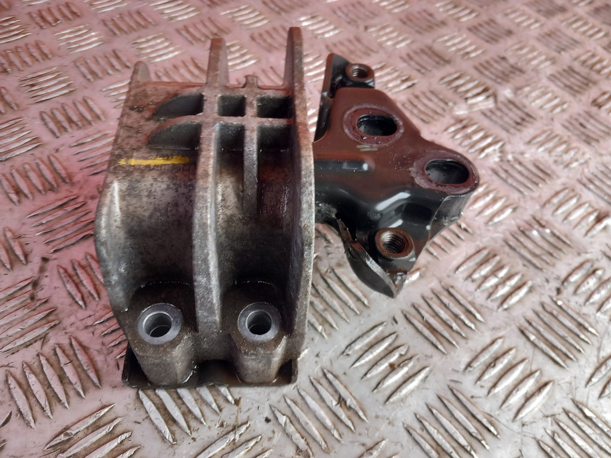 Ford Transit Custom 2.2 Diesel 2015 Left Side Engine Mount BK217M124BA A413 - Image 4