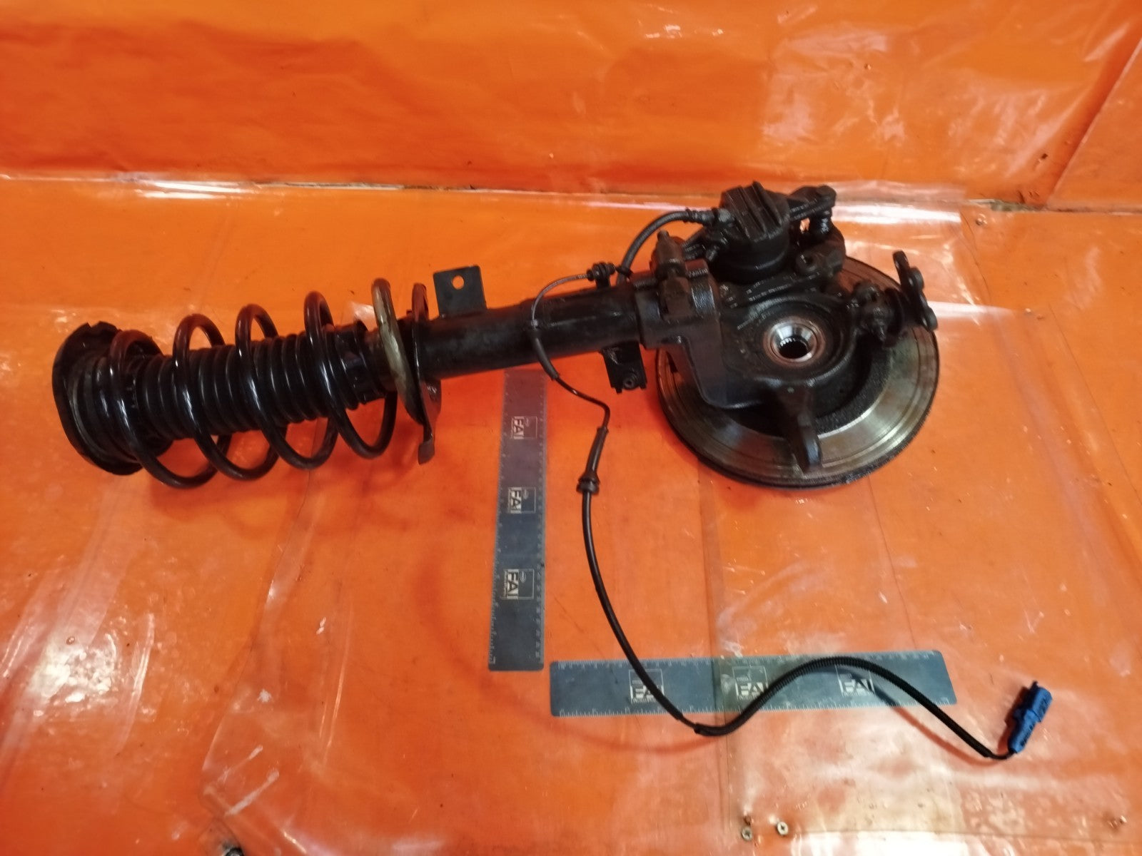 ✅CITROEN C4 CACTUS 1.6 DIESEL 2015 FRONT LEFT SUSPENSION LEG HUB 9811879180 A327 - Image 11
