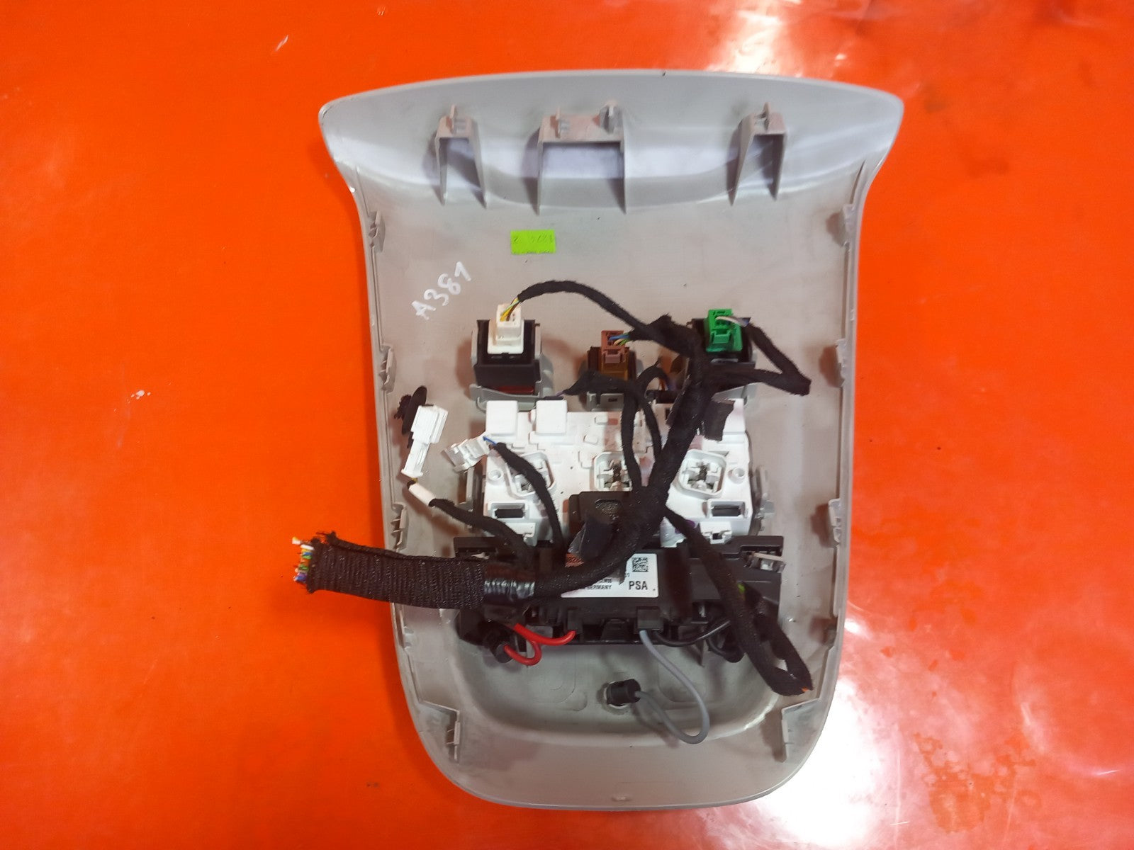 ✅2020 Citroen Berlingo Interior Front Roof Light Courtesy 9817291477 A381 - Image 9