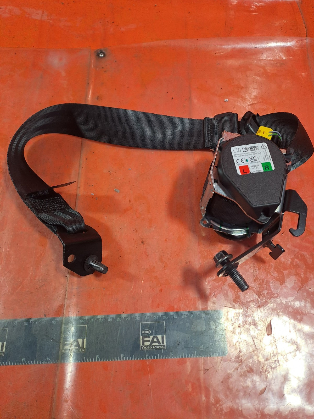 ✅FORD KUGA ST-LINE 2.5 PETROL 2025 REAR RIGHT SEAT BELT LV4BS611B68AGW Warranty - Image 5