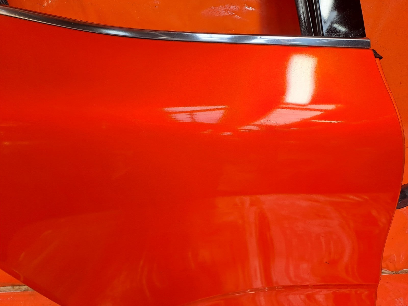 ✅RENAULT CLIO E-TECH 1.6 PETROL 2025 REAR RIGHT DOOR BARE ORANGE Warranty A331 - Image 10