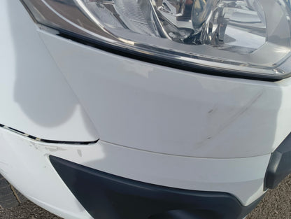 ✅Ford Tourneo Custom 2.2 Diesel 2015 Front Bumper Bare White Scratches A377 - Image 5