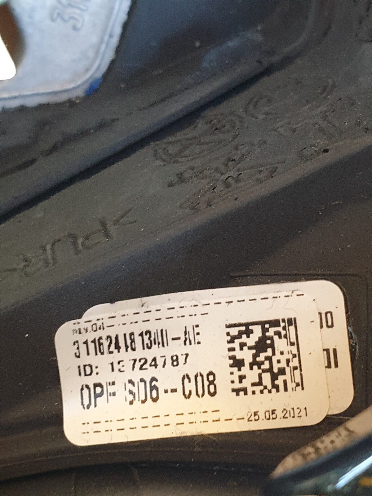 ebay-src:https://i.ebayimg.com/00/s/mtywmfgxmjaw/z/qziaaoswtpfmnlyz/$_57.jpg