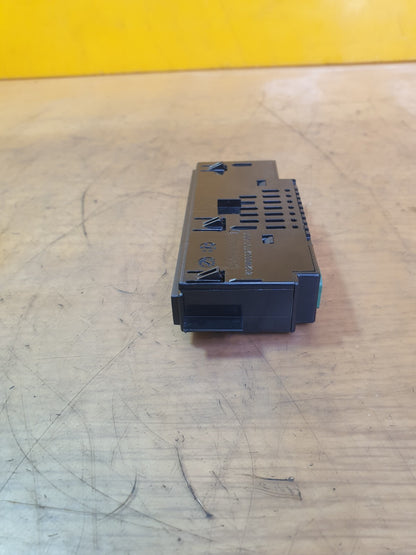 ✅VW GOLF MK8 1.5 PETROL 2022 DOUBLE USB PORT SOCKET 5NA035736 Warranty A191 - Image 5