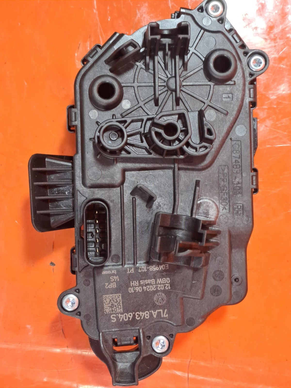 ebay-src:https://i.ebayimg.com/00/s/mtywmfgxmjaw/z/kh4aaeswa8jphkgg/$_57.jpg