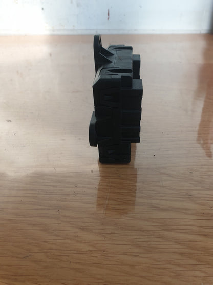 ebay-src:https://i.ebayimg.com/00/s/mtywmfgxmjaw/z/gccaaoswgrbmz32l/$_57.jpg