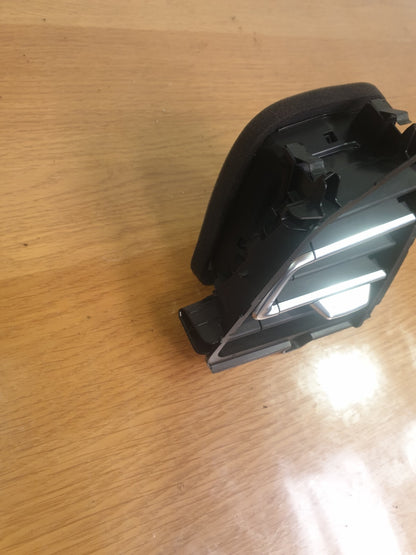 ✅Audi Q4 E-Tron S Line 2023 DASHBOARD AIR VENT LEFT SIDE 89C820901 Warranty A206 - Image 2