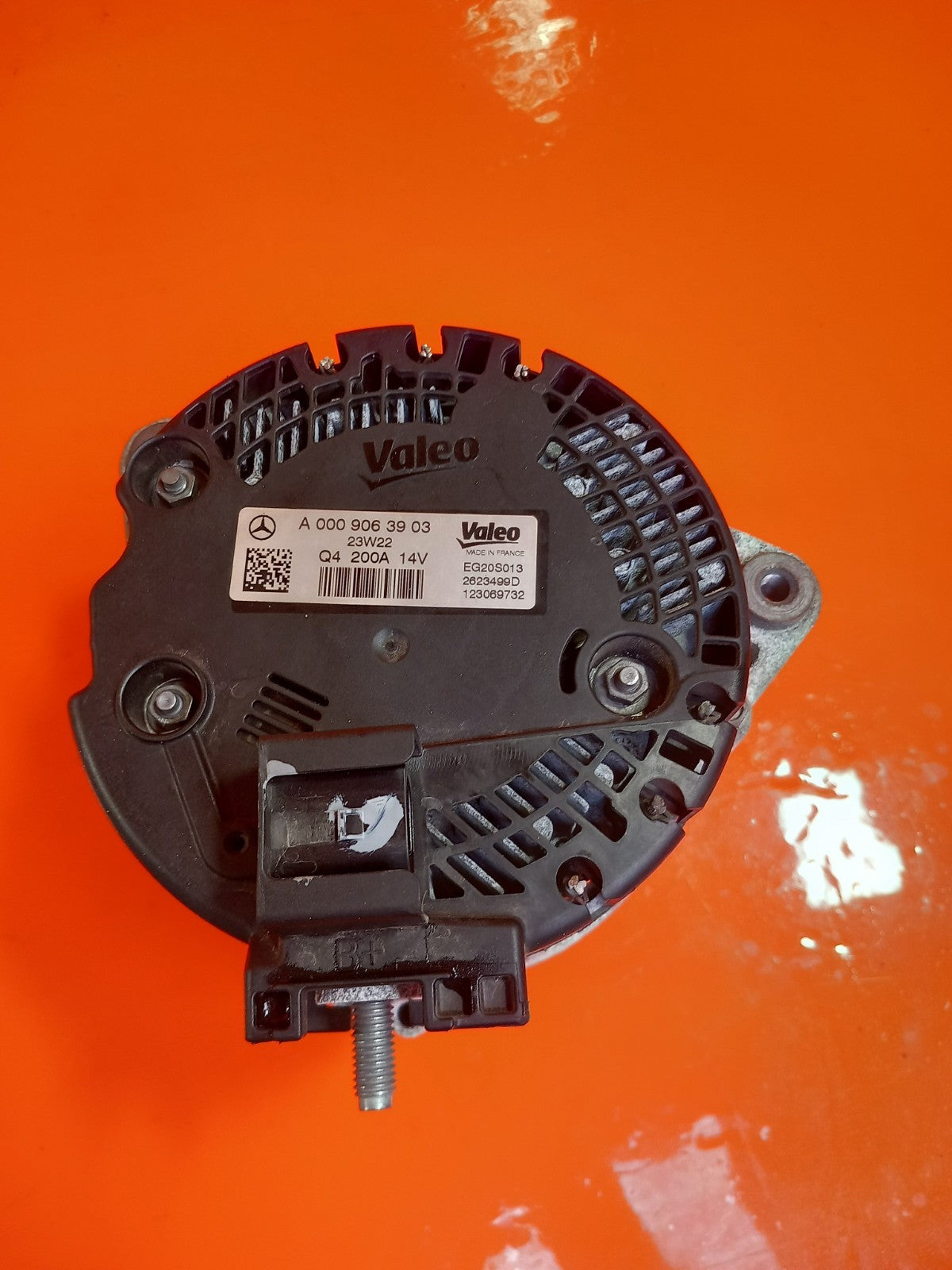 ebay-src:https://i.ebayimg.com/00/s/mtywmfgxmjaw/z/wbiaaesw4vrqftwm/$_57.jpg