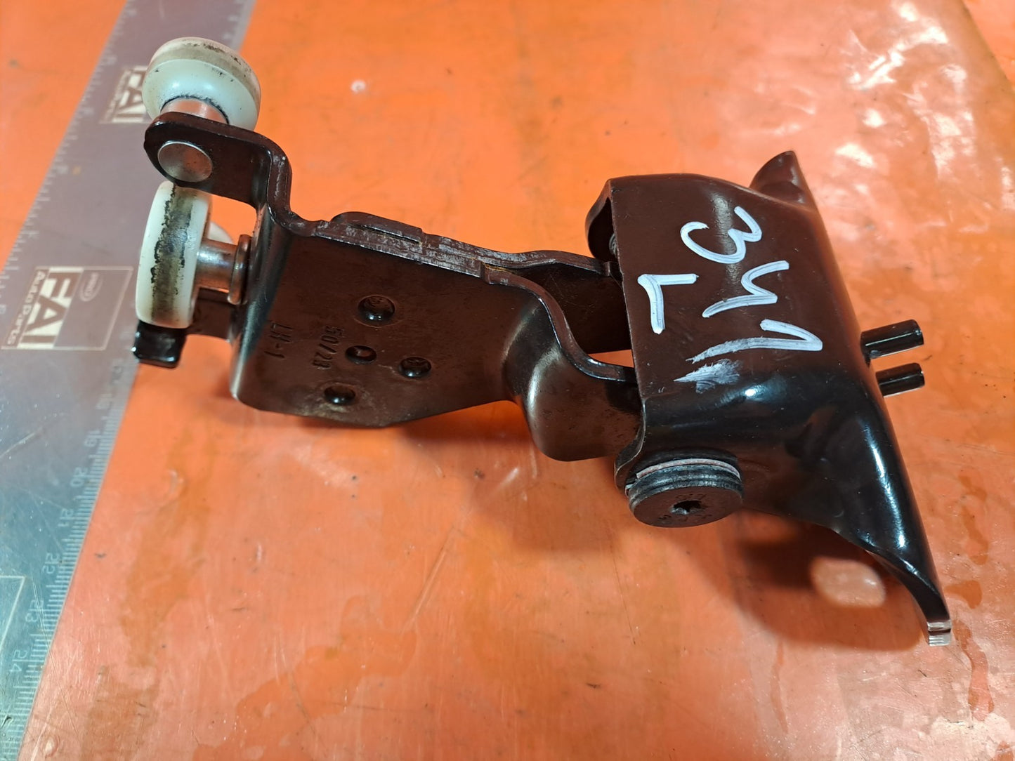 ebay-src:https://i.ebayimg.com/00/s/mtiwmfgxnjaw/z/tjcaaeswlwhpg4wq/$_57.jpg