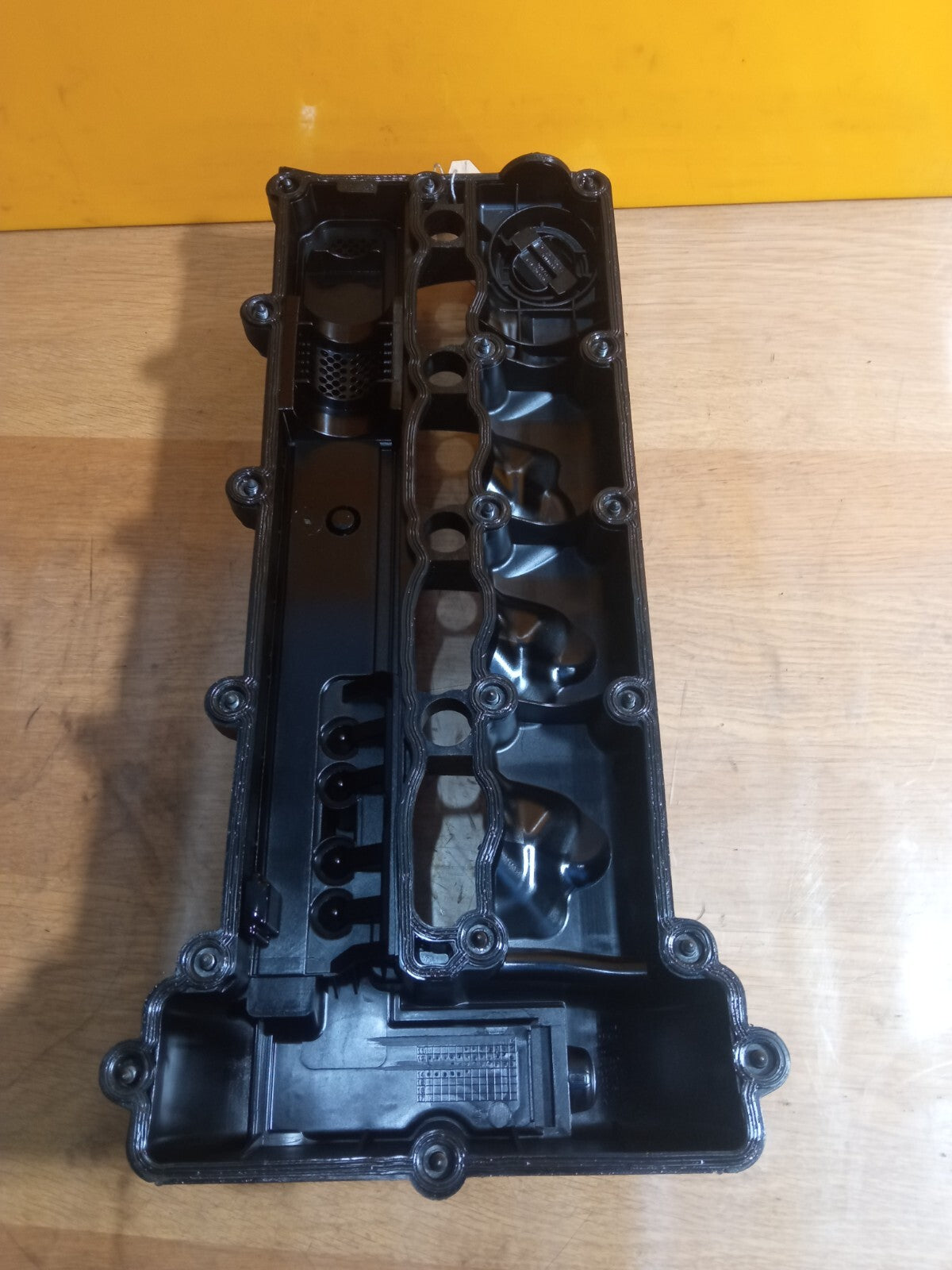 ✅MERCEDES W212 E300 2.1 DIESEL 2014 ENGINE ROCKER COVER HYBRID A6510107043 A115 - Image 8