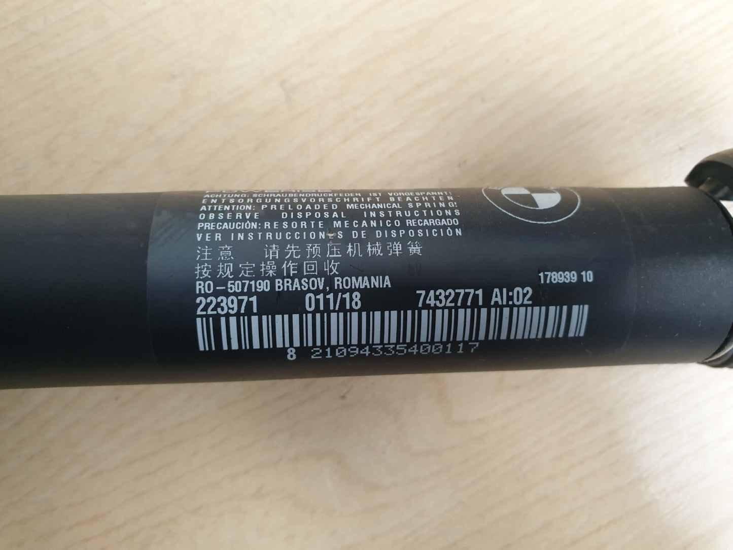 2018 BMW F46 216D 1.5 DIESEL TAILGATE STRUT SHOCK RIGHT NEARSIDE 7432771 A036