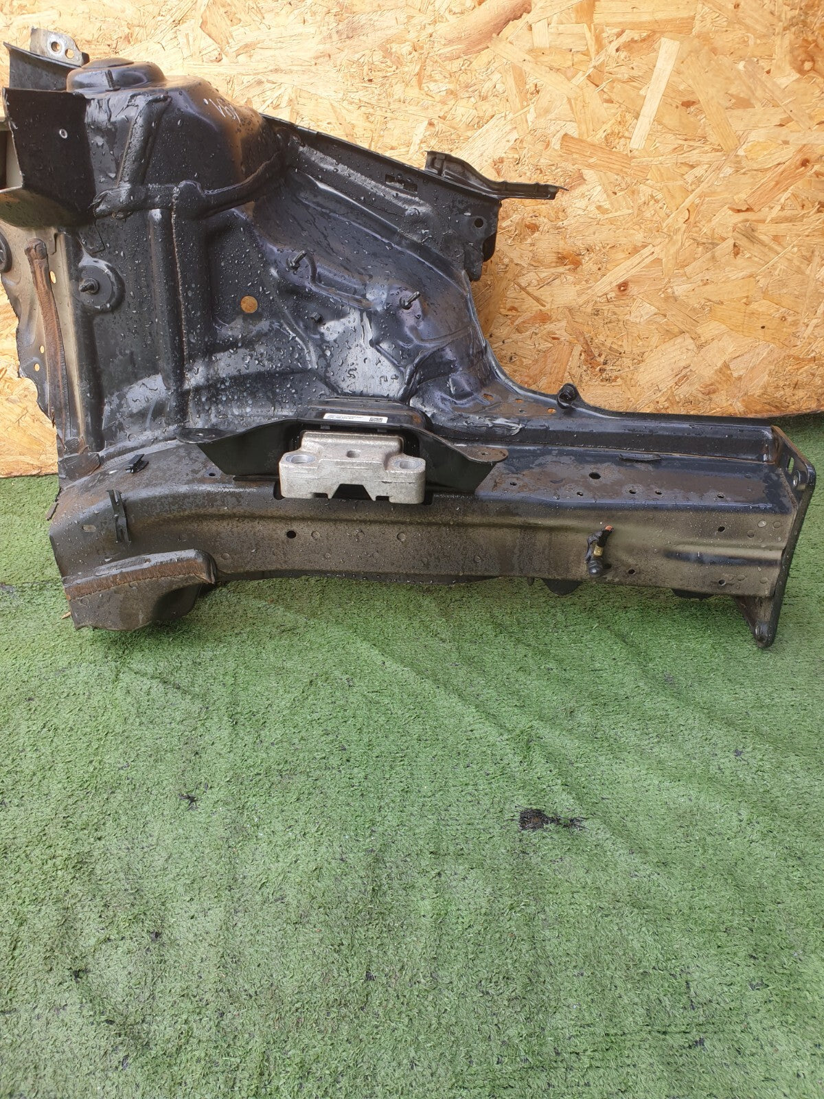 ✅VW GOLF MK8 1.5 PETROL 2022 FRONT LEFT CHASSIS LEG 5Q0199555BG Warranty A191