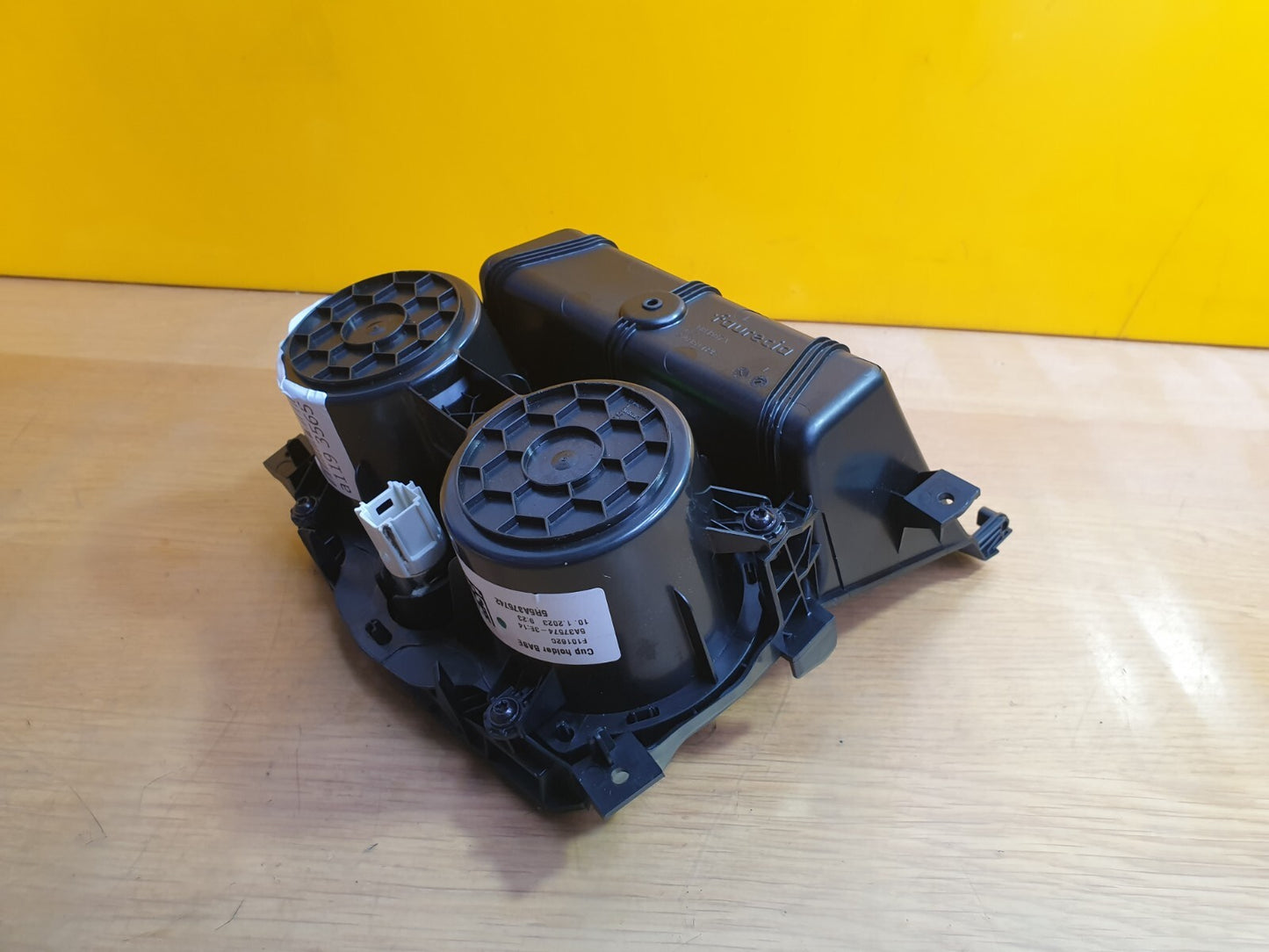 ✅2023 BMW 1 SERIES SPORT 1.5D CENTRE CONSOLE CUP HOLDER 5A37574 + WARRANTY A119