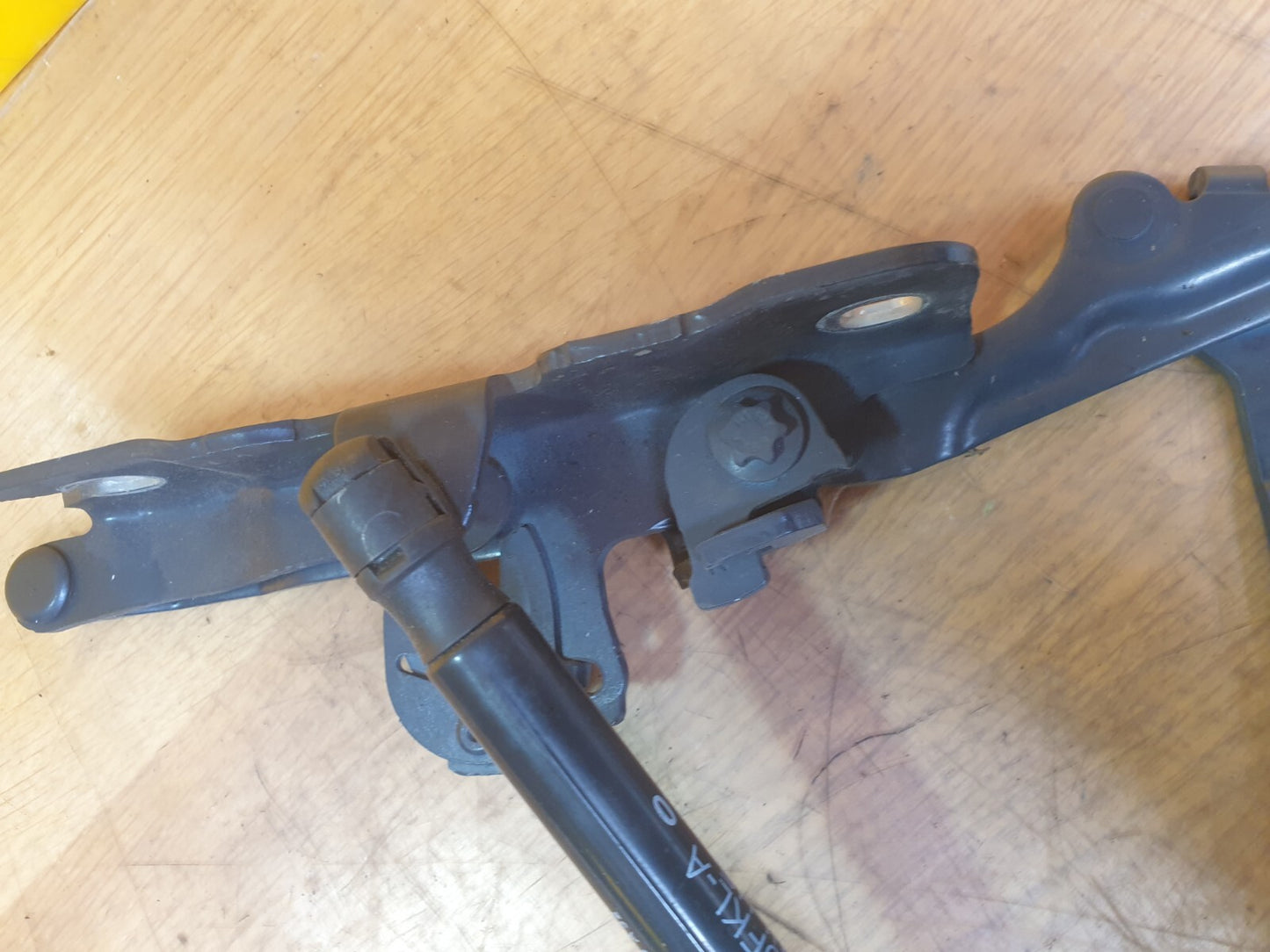 ✅2014 BMW 5 SERIES F11 4.4P FRONT RIGHT BONNET HINGE 7249888 7309117 + WARRANTY