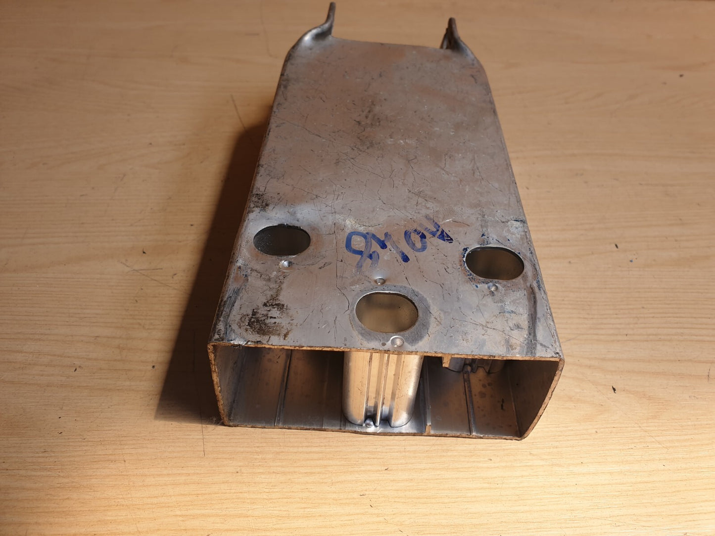 MERCEDES C200 W205 2.0 PETROL 2015 FRONT LEFT DEFORMATION ELEMENT A2056200395