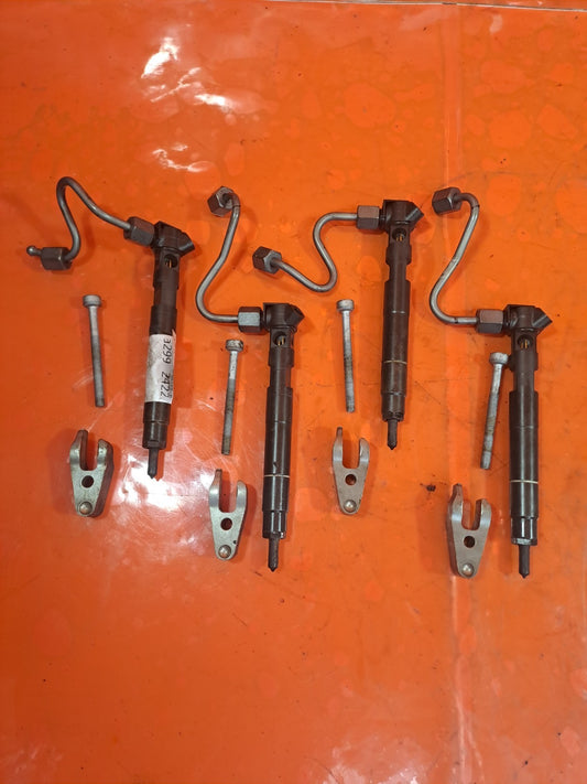 ✅MERCEDES B180 W246 1.8 DIESEL 2012 651.901 FUEL INJECTORS SET Warranty A299