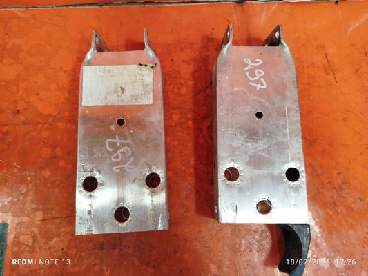 ✅MERCEDES A180D W177 1.5 DIESEL 2018 FRONT BUMPER REINFORCER CRASH CAN PAIR A297