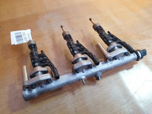 MINI COOPER F56 1.5 PETROL 2020 FUEL RAIL & INJECTORS 8665631 Warranty A156