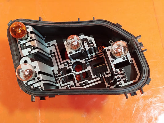 ✅VW POLO MATCH 1.0 PETROL 2021 REAR LEFT LIGHT BULB HOLDER 2GS945095 Warranty