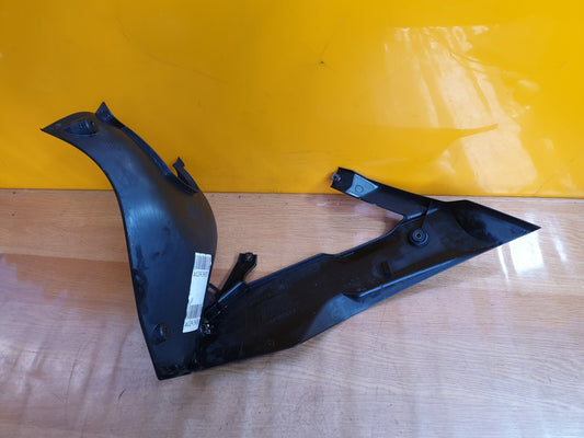 ✅YAMAHA YZF R125 2020 RIGHT SIDE LOWER FAIRING AND FRONT CENTRE V FAIRING PANEL