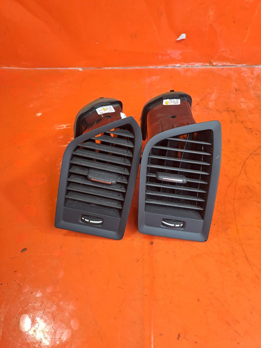 ✅Volvo Xc60 Se Awd 2012 2.4 Diesel DASHBOARD AIRBAG VENTS 1009820 1009818 A289