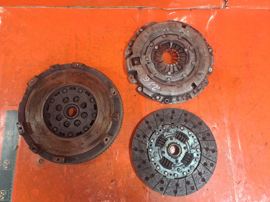 ✅SSANGYONG RODIUS TURISMO 2.2 DIESEL 2017 FLYWHEEL DUAL MASS D22DTR A286